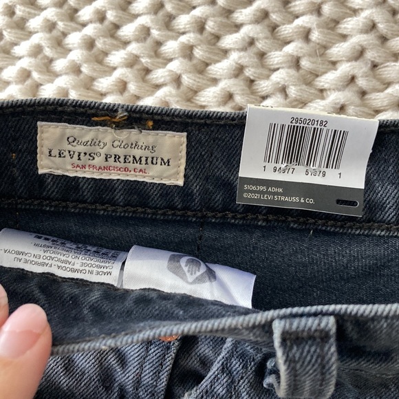 NWT Levi’s 501 Skinny Jeans - Picture 10 of 16